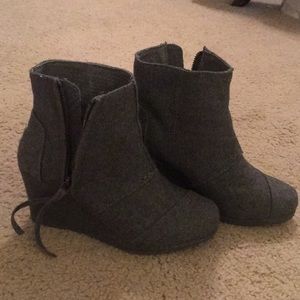 TOMS Wedge Boots